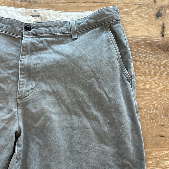 Dockers Men’s Short - Picture 5 of 11
